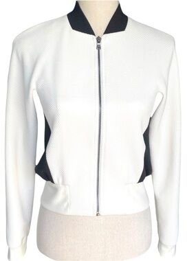 T Tahari White/Black Textured Bomber Jacket (XS)